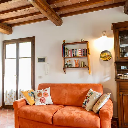 Casa Leonardo, Montaione, Mura *