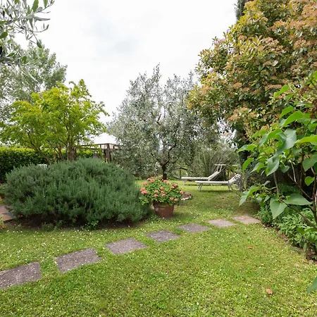 Casa Leonardo, Montaione, Mura *